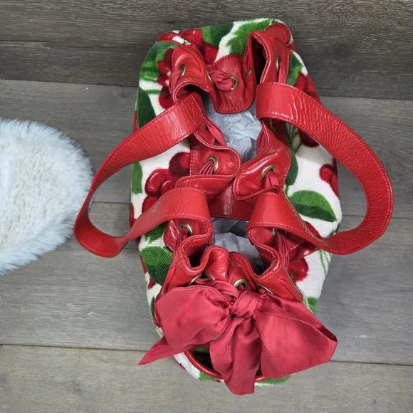 RARE Y2K Juicy Couture Cherry Velour Terry Daydreamer Weekender Bag Cherries - Picture 2 of 16